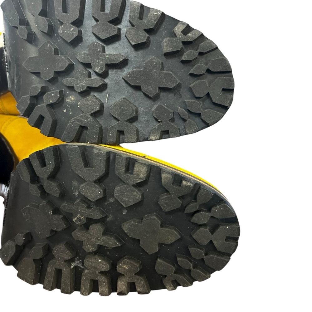 Miu Miu Yellow Suede Lace-up Booties Size 39 - Picture 7 of 11